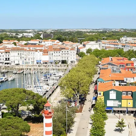 1 Bedroom Front In * Royan