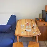 1 Bedroom Cozy In