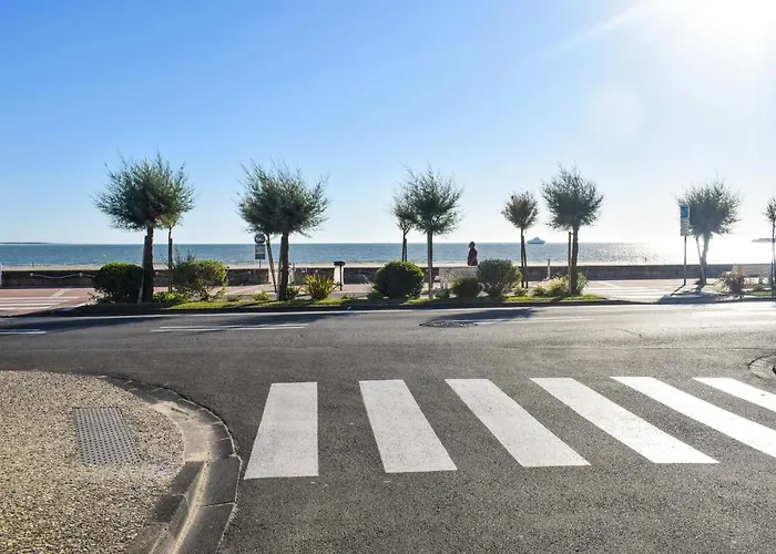 1 Bedroom In Daire Royan